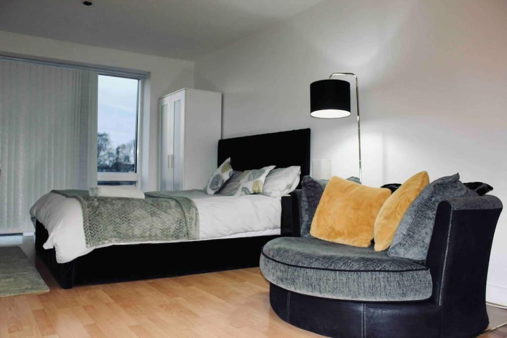 Modern City Central Studio Apt Μπέρμιγχαμ Εξωτερικό φωτογραφία